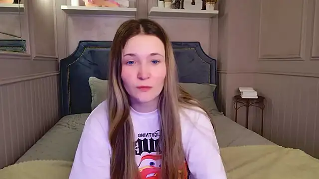 Lina Sinerz online show from 02-22-26, 03:35