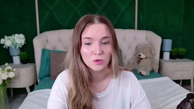 Lina Sinerz online show from 06-01-26, 03:33