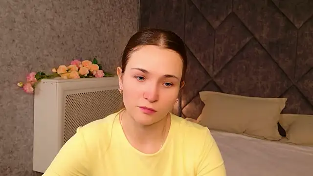 Lina Sinerz online show from 05-29-26, 03:40