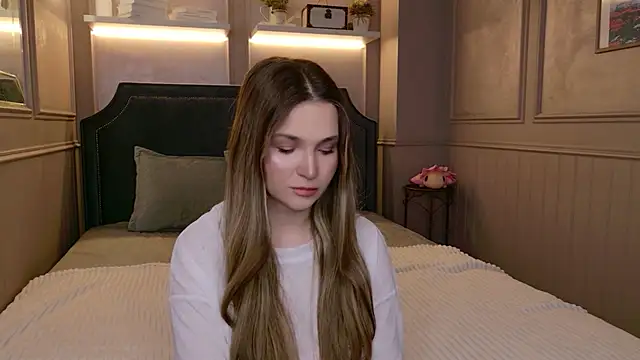 Lina Sinerz online show from 04-11-26, 08:34