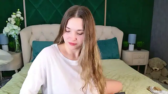 Lina Sinerz online show from 03-26-26, 03:43