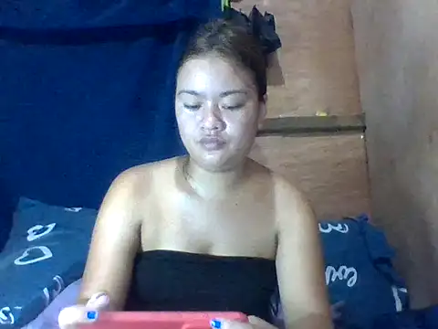Snapshot of angela_rose20 chatting on 06-01-26, 10:15 angela rose20 online show from 06-01-26, 10:15