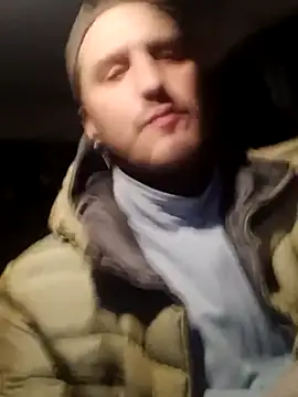 Snapshot of barbone15 chatting on 02-20-26, 12:07 barbone15 online show from 02-20-26, 12:07