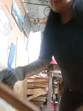 Magenta Moon online show from 12-17-25, 08:25