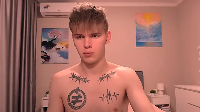 Fredd Xanders online show from 12-14-25, 06:57