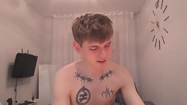 Fredd Xanders online show from 06-10-26, 03:24