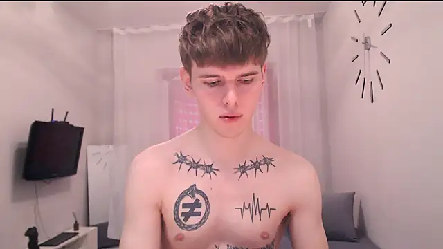 Fredd Xanders online show from 05-11-26, 03:52