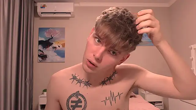 Fredd Xanders online show from 12-16-25, 06:56