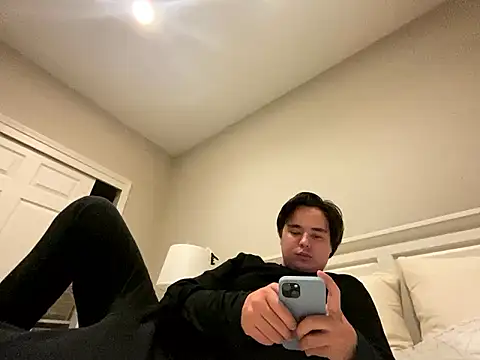 phantom898983 online show from 01-13-26, 08:07