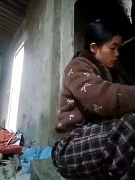 Snapshot of mon-monk chatting on 12-14-25, 12:39 mon-monk online show from 12-14-25, 12:39