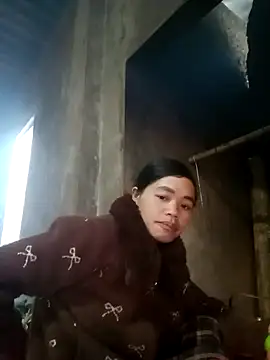 Snapshot of mon-monk chatting on 12-19-25, 12:47 mon-monk online show from 12-19-25, 12:47