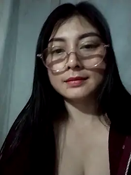 Snapshot of Paerl-sweet chatting on 12-21-25, 01:46 Paerl-sweet online show from 12-21-25, 01:46