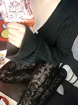 Snapshot of Alone_nothing chatting on 01-12-26, 03:13 Alone nothing online show from 01-12-26, 03:13