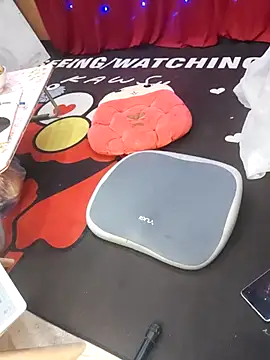 Snapshot of Alone_nothing chatting on 01-07-26, 01:10 Alone nothing online show from 01-07-26, 01:10