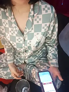 Snapshot of Alone_nothing chatting on 02-02-26, 03:44 Alone nothing online show from 02-02-26, 03:44