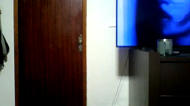 Snapshot of laysfregd2025 chatting on 12-17-25, 02:49 laysfregd2025 online show from 12-17-25, 02:49