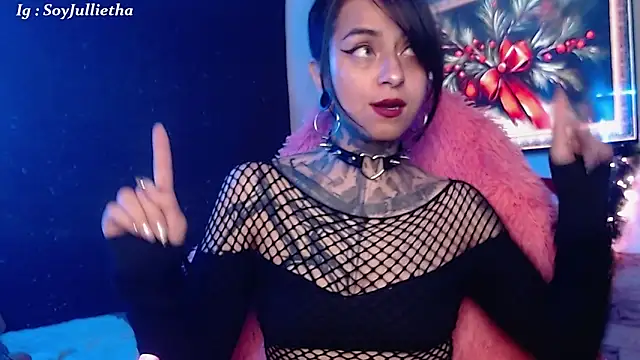 Julls420  online show from 12-19-25, 06:16