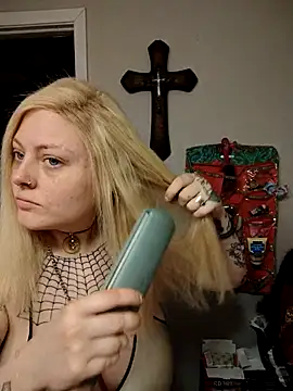 Snapshot of SpiderRose chatting on 02-26-26, 03:34 SpiderRose online show from 02-26-26, 03:34