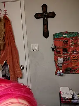 Snapshot of SpiderRose chatting on 02-05-26, 06:09 SpiderRose online show from 02-05-26, 06:09