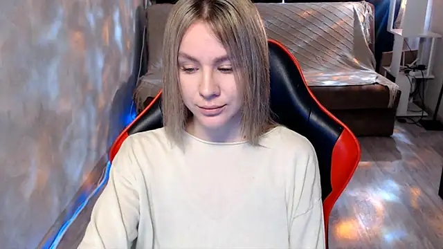 MiaBun1 online show from 03-12-26, 04:29