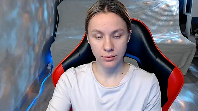 MiaBun1 online show from 03-17-26, 02:58