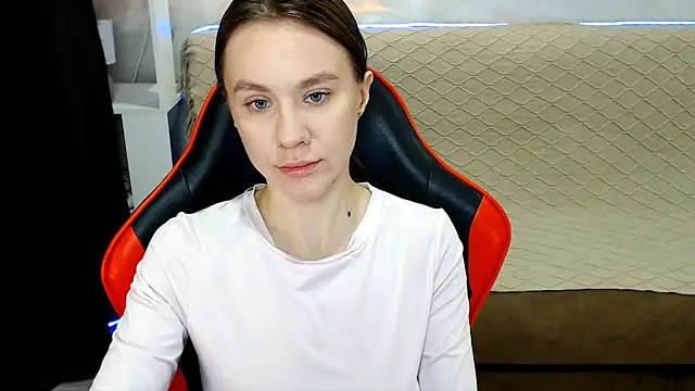 Snapshot of MiaBun1 chatting on 01-14-26, 03:10 MiaBun1 online show from 01-14-26, 03:10