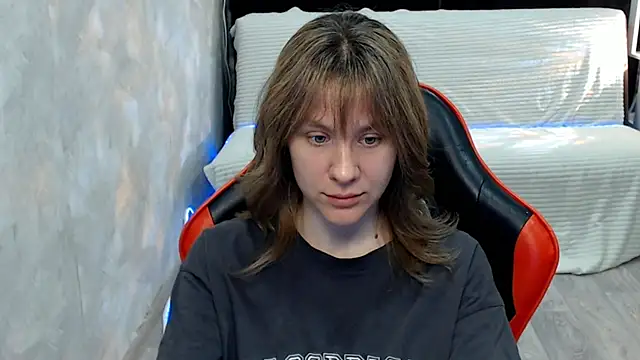 MiaBun1 online show from 05-18-26, 03:28