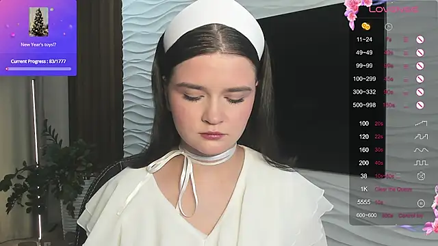 Snapshot of LanaTreades chatting on 12-20-25, 01:03 LanaTreades online show from 12-20-25, 01:03