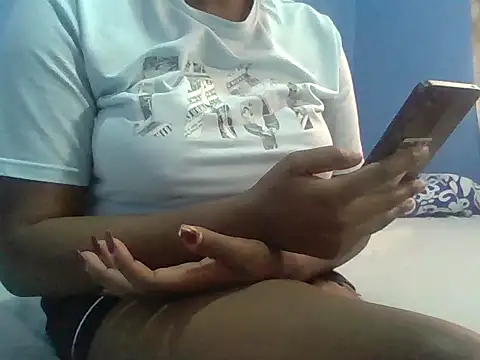 Snapshot of NgobeniAngel chatting on 02-05-26, 05:14 NgobeniAngel online show from 02-05-26, 05:14