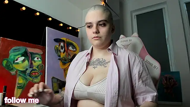 Snapshot of enigmastella chatting on 12-15-25, 11:05 enigmastella online show from 12-15-25, 11:05