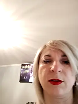 AhlyssaLove1155 online show from 05-13-26, 05:20