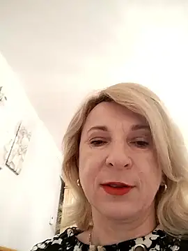 AhlyssaLove1155 online show from 06-05-26, 02:49