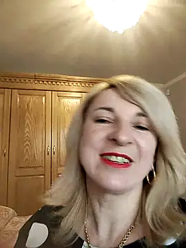 AhlyssaLove1155 online show from 05-02-26, 03:28