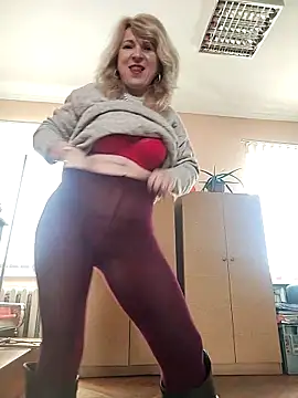 AhlyssaLove1155 online show from 03-03-26, 10:33