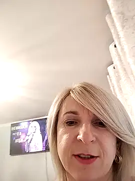AhlyssaLove1155 online show from 04-22-26, 04:47