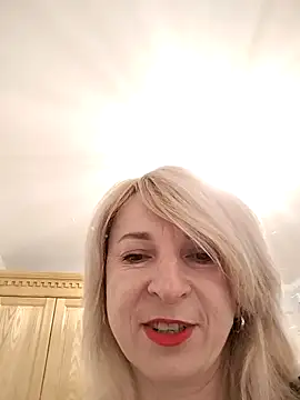 AhlyssaLove1155 online show from 05-05-26, 05:16