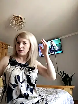 AhlyssaLove1155 online show from 06-25-26, 03:50