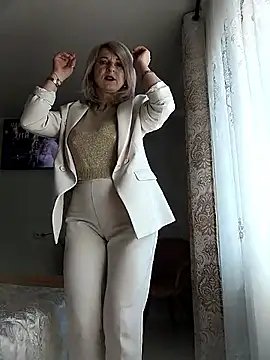 AhlyssaLove1155 online show from 05-10-26, 07:34
