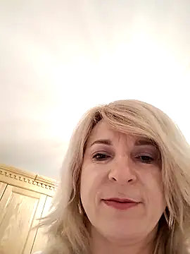 AhlyssaLove1155 online show from 03-09-26, 05:00