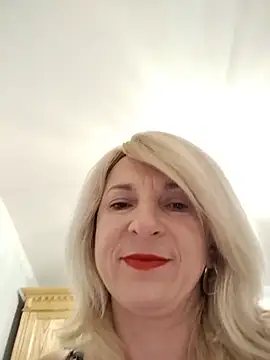 AhlyssaLove1155 online show from 07-17-26, 08:28