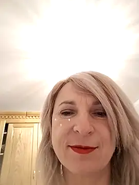 AhlyssaLove1155 online show from 05-10-26, 07:38