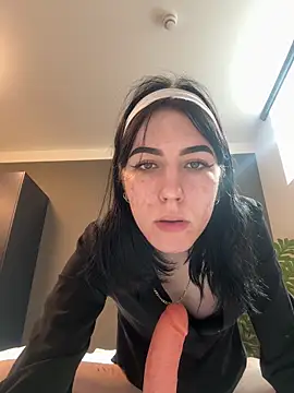 Snapshot of Nattasss chatting on 04-22-26, 12:34 Nattasss online show from 04-22-26, 12:34