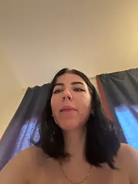 Snapshot of Nattasss chatting on 05-12-26, 11:38 Nattasss online show from 05-12-26, 11:38