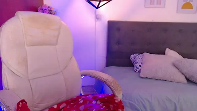 dany bannany online show from 04-01-26, 03:09