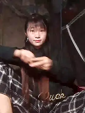 hinata-xx online show from 12-22-25, 11:32