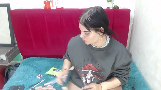 alunnaclarkcm online show from 01-10-26, 12:39