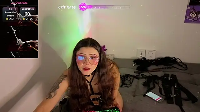 miss devil s online show from 07-10-26, 12:32