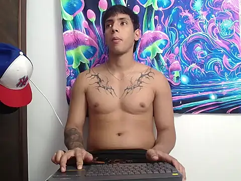 Wolf light online show from 03-19-26, 11:21