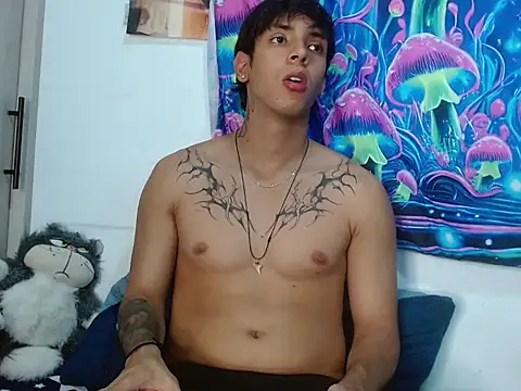 Wolf light online show from 01-18-26, 12:03