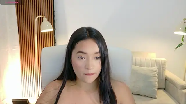 Snapshot of IAM__ZARA chatting on 05-29-26, 09:32 IAM ZARA online show from 05-29-26, 09:32